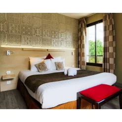 3 jours avec accès à l'espace bien-être et demi-bouteille de champagne en hôtel 4* à Sarlat - Coffret Cadeau Séjour