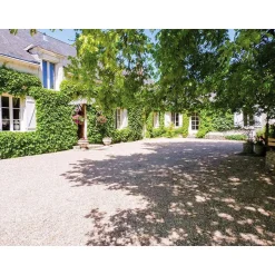 2 jours près de Tours avec modelage, visite de cave et dégustation de vins - Coffret Cadeau Séjour