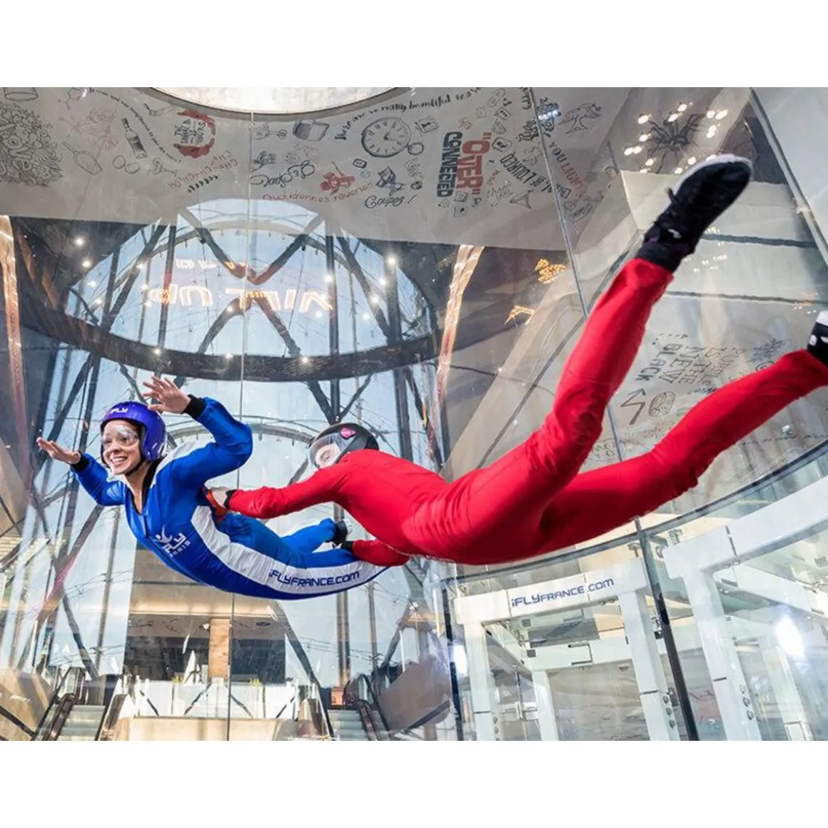 2 vols en chute libre indoor avec iFLY Paris pour 2 personnes - Coffret Cadeau Sport & Aventure