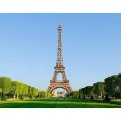 Accès au sommet de la tour Eiffel avec billet coupe-file et audio-guide pour 2 adultes et 2 enfants - Coffret Cadeau Sport & Aventure