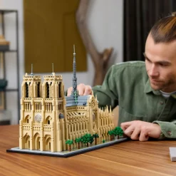 Architecture 21061 - Notre Dame de Paris