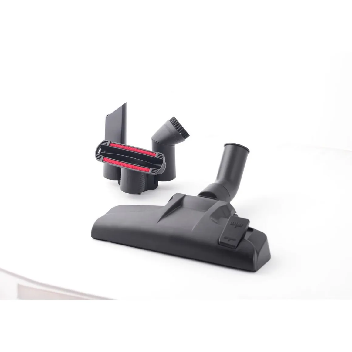 Aspirateur traineau avec sac Q.5870 - Noir