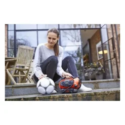 BLACK+DECKER BDCINF18N-QS Gonfleur-Compresseur Filaire Ou Sans Fil - Batterie 18 V/Cable 220 V - 11 Bars/160 PSI - 3 Aiguilles