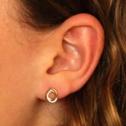 Boucles d'Oreilles Or Jaune et Zirconiums - Motif Anneau Enlacés Sertis