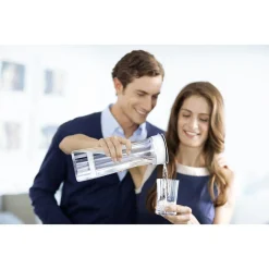 BRITA Bouteille filtrante blanche inclus 1 filtre MicroDisc