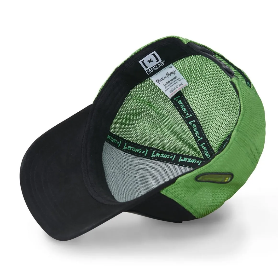 Casquette trucker avec filet finitons premium Rick et Morty