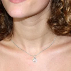 Collier - Pendentif Or Blanc Anneaux Enlacés Sertis de Zirconiums - Chaine Argentée - Femme