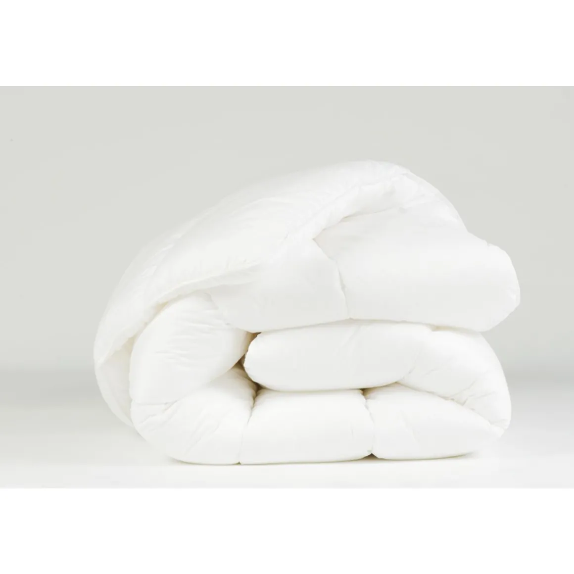 Couette Chaude en polyester 400 g/m² MAISON ANTI-ACARIENS