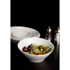 Coupe blanche en porcelaine