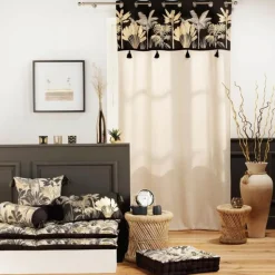 Coussin Déco à Pompons Karaba 15x40cm Gris