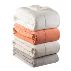 Couvre lit matelassé double face velours/sherpa BIEN CHEZ SOI