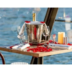 Croisière sur la Seine à Paris avec dîner et champagne pour 2 - Coffret Cadeau Gastronomie