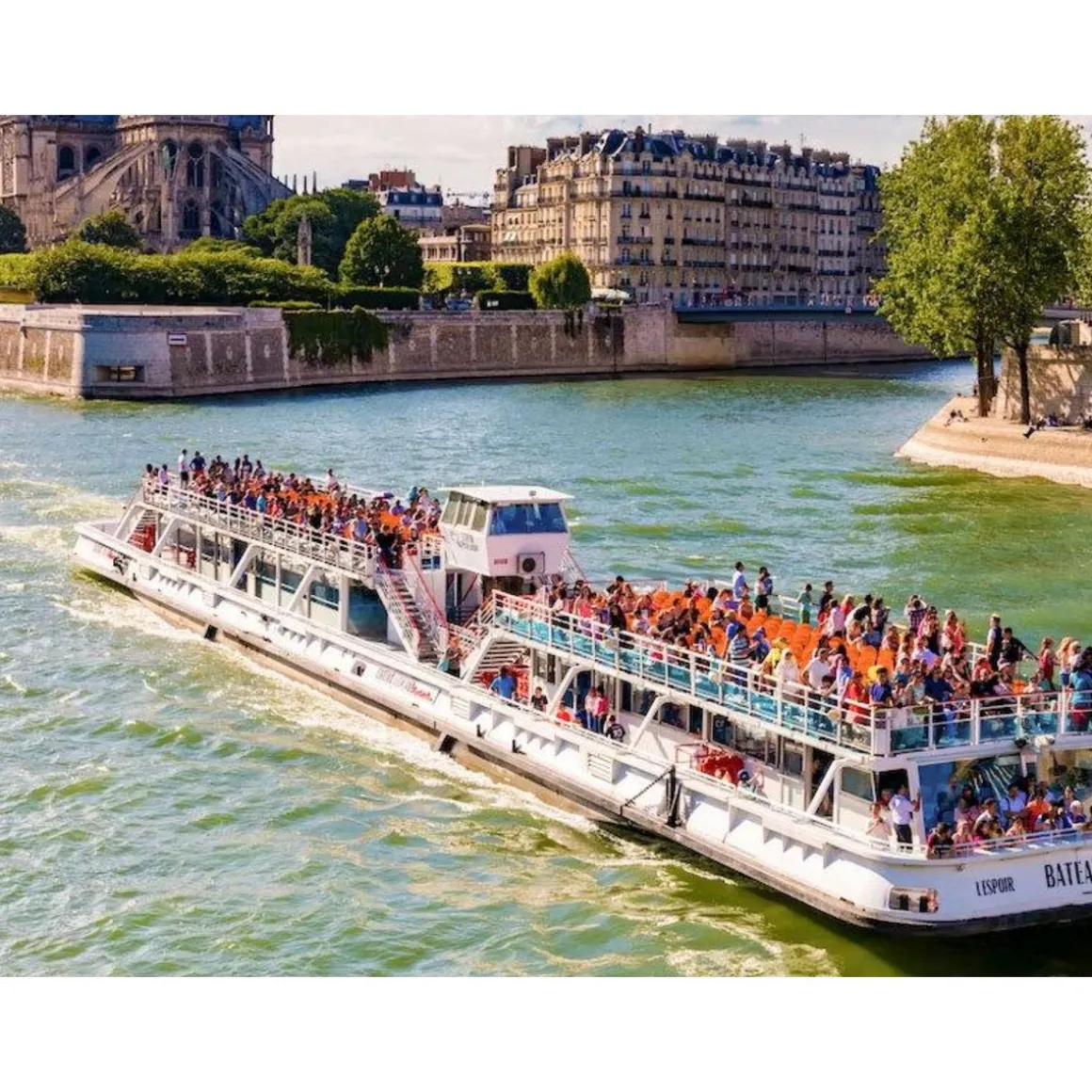 Découverte de Paris lors d'un dîner croisière Prestige sur la Seine pour 2 adultes et 2 enfants - Coffret Cadeau Gastronomie