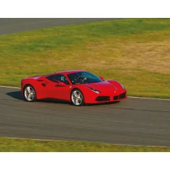 Défi pilotage : jusqu'à 5 tours à sensations sur le circuit de Magny-Cours - Coffret Cadeau Sport & Aventure