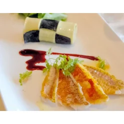 Délicieux repas à une table d'exception en Provence - Coffret Cadeau Gastronomie