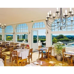 Dîner gourmand avec boisson à une table exquise en Bretagne - Coffret Cadeau Gastronomie