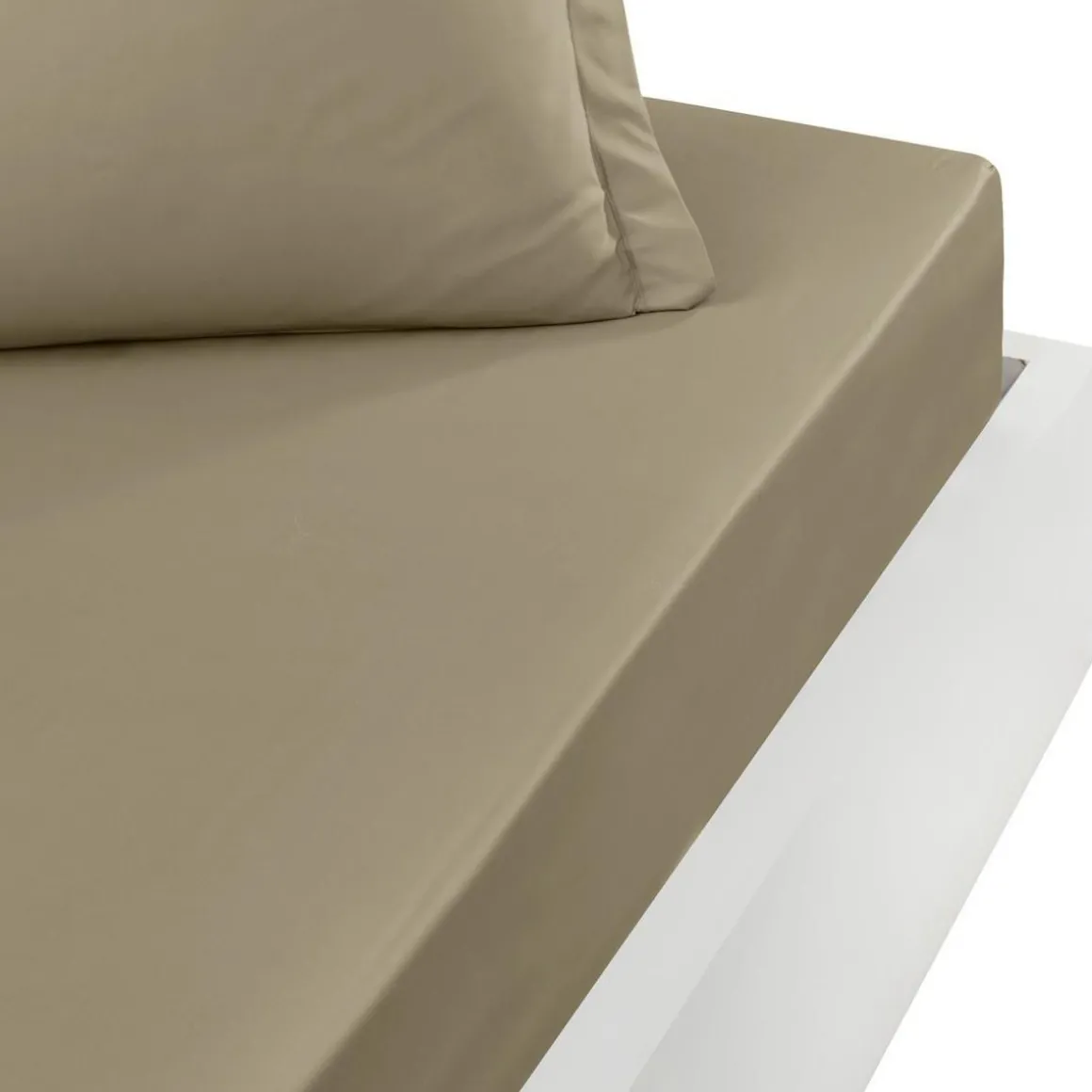 Drap housse bonnet 40 cm en percale coton SOFT PERCALE PLUS