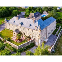 Escapade en famille de 2 jours en suite dans un château de l'Aubrac - Coffret Cadeau Séjour
