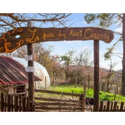Escapade insolite en famille : 2 jours en roulotte avec accès au parc animalier près de Lyon - Coffret Cadeau Séjour