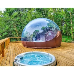 Escapade insolite pour 4 en bulle avec bain bouillonnant privatif et vélo entre Bordeaux et Toulouse - Coffret Cadeau Séjour