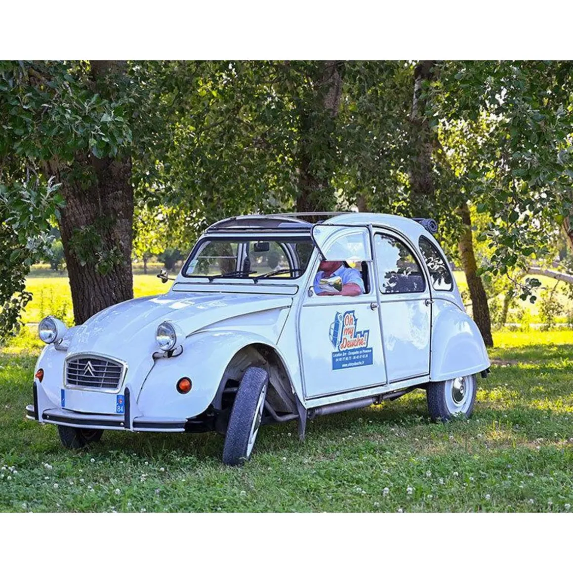 Excursion en 2 CV de 4h à travers les vignobles de Provence avec dégustation de vin - Coffret Cadeau Sport & Aventure