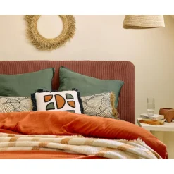 Goyave - lit coffre - 140x190 - en velours côtelé - sommier inclus