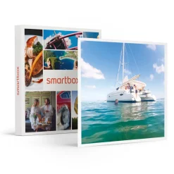 3h de croisière en catamaran dans les Côtes-d'Armor avec collation pour 2 - Coffret Cadeau Sport & Aventure