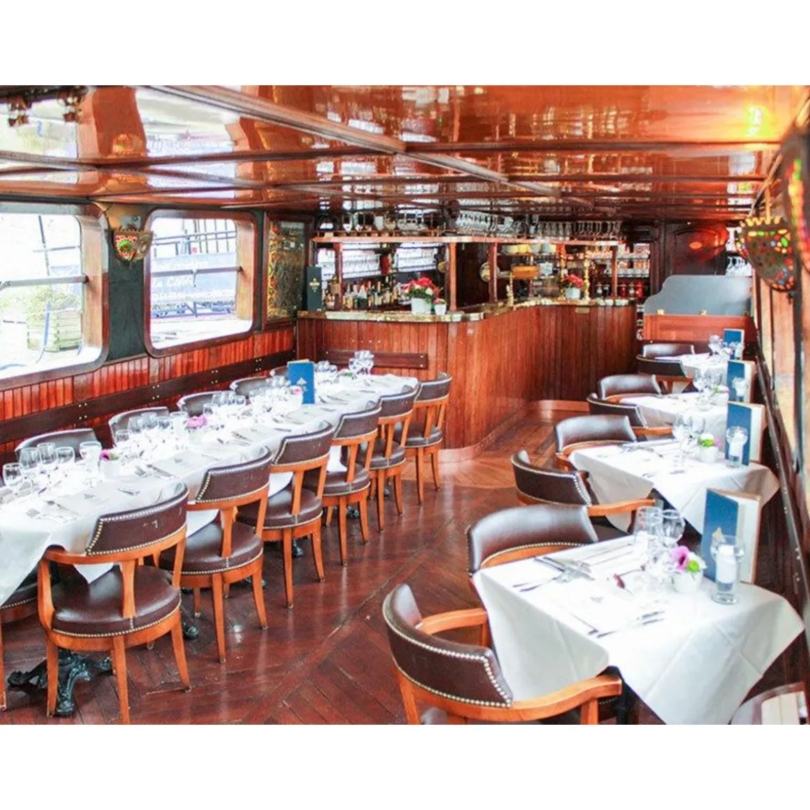 2h de croisière sur la Seine avec déjeuner gastronomique 2 plats - Coffret Cadeau Gastronomie