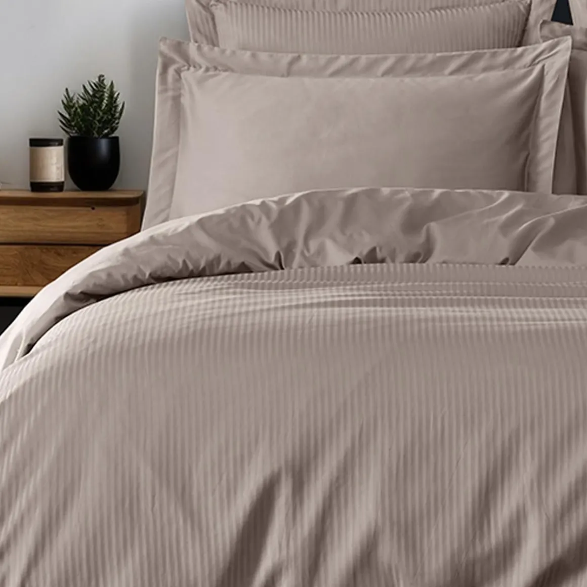 Housse de couette rayée réversible satin de coton VERSAILLES