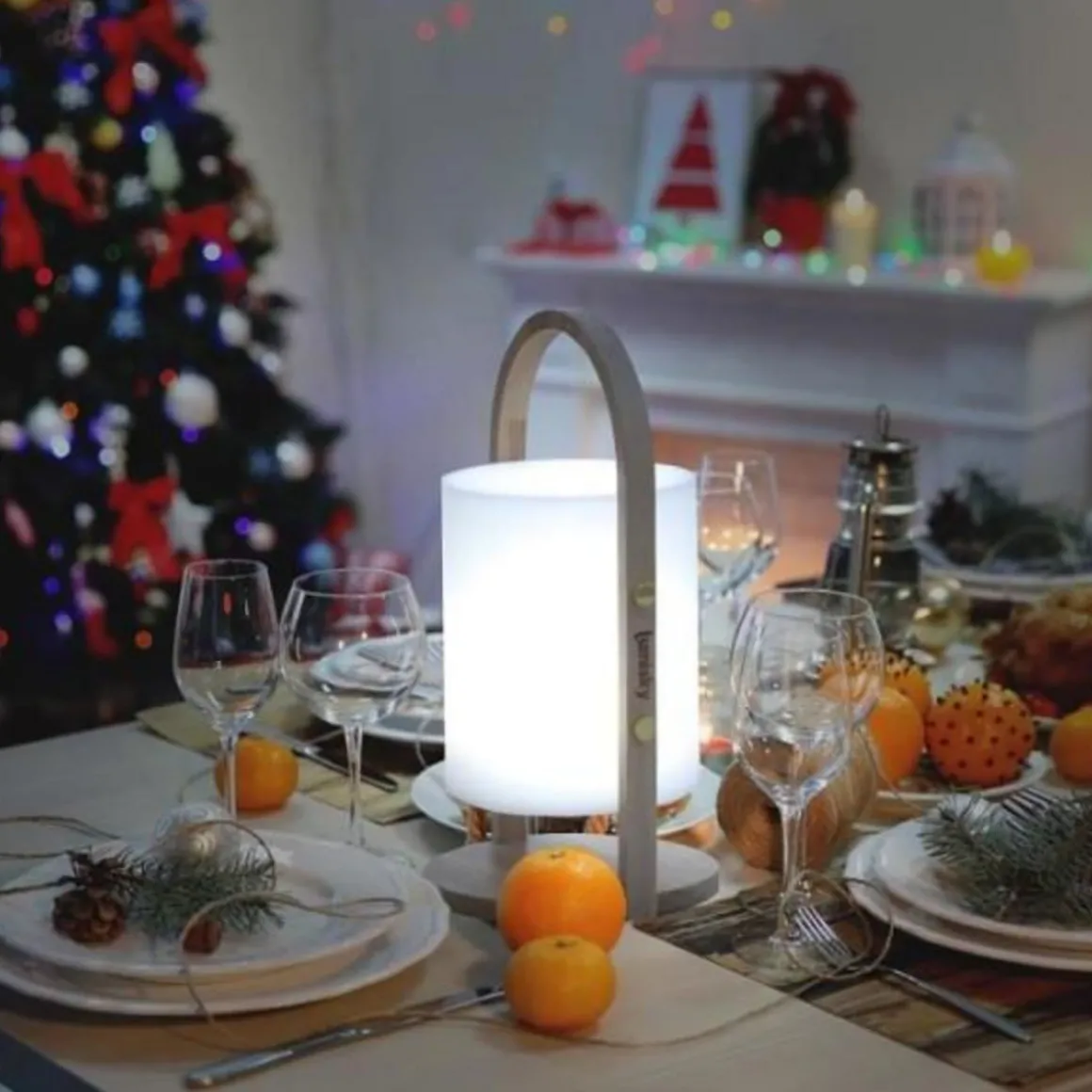 Lanterne LED Woody - LUMISKY - Blanc - Design scandinave - Poignée en bois naturel - Autonomie 10h