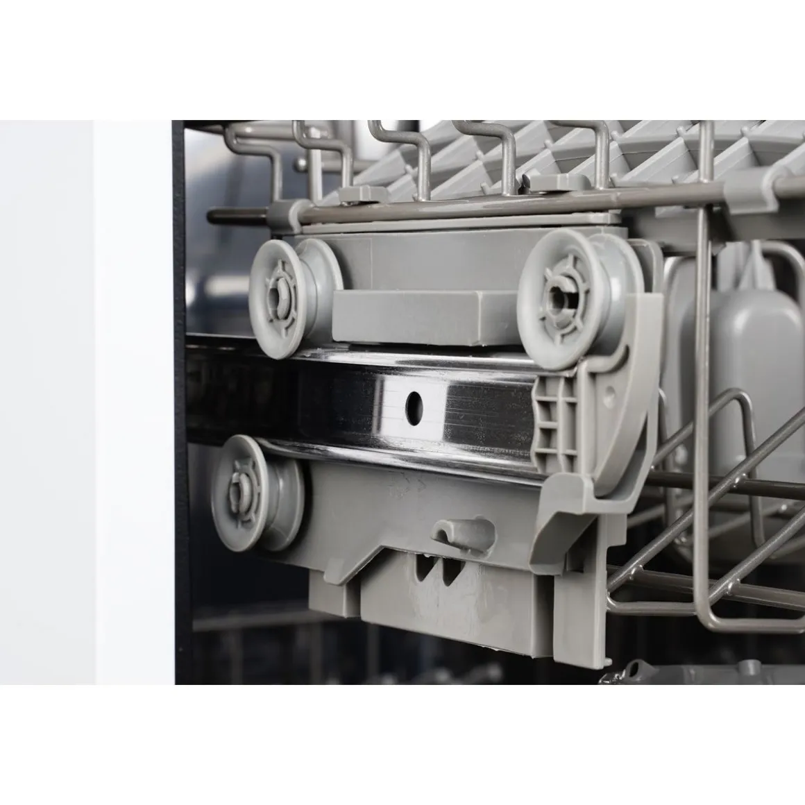 Lave vaisselle pose libre Q.6301, 11 couverts, 45 cm, 45 dB, E