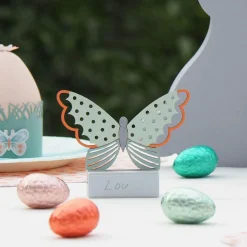 Marques place en bois papillons