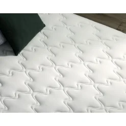 Matelas mousse accueil mémoire de forme 160x200 cm LOUISE