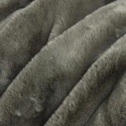 Plaid fausse fourrure 150x200 cm