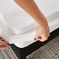 Protège-matelas anti-acariens et absorbant en coton