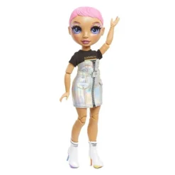 Rainbow High Studio mode