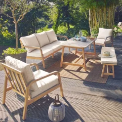 Salon de jardin 7 places CARNOTA DINING en bois d'acacia. table rectangulaire. coussins gris