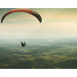 Saut en parachute au pied des Pyrénées - Coffret Cadeau Sport & Aventure