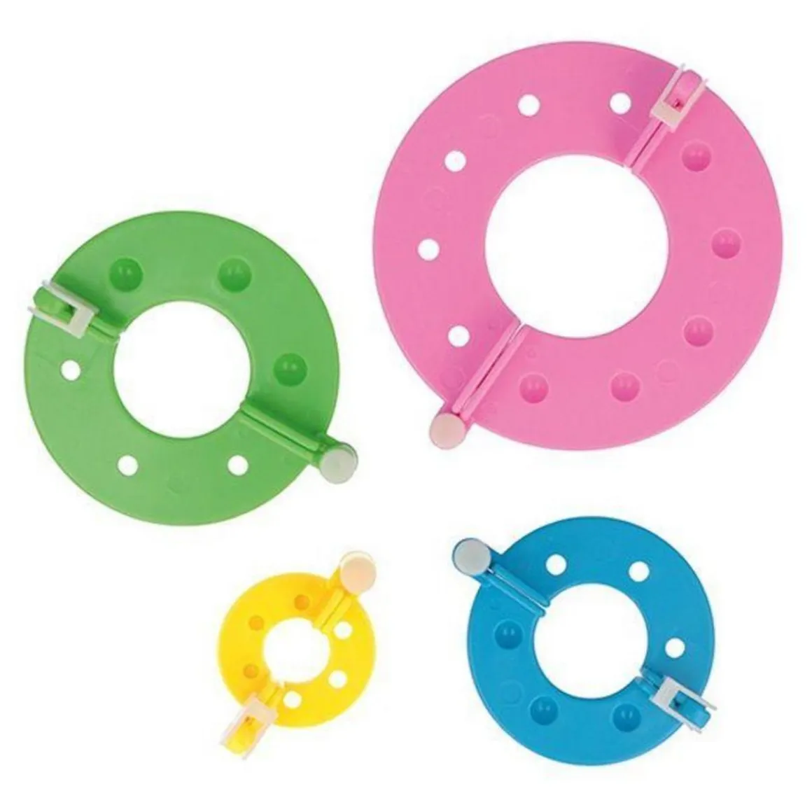 Set 4 appareils à pompons