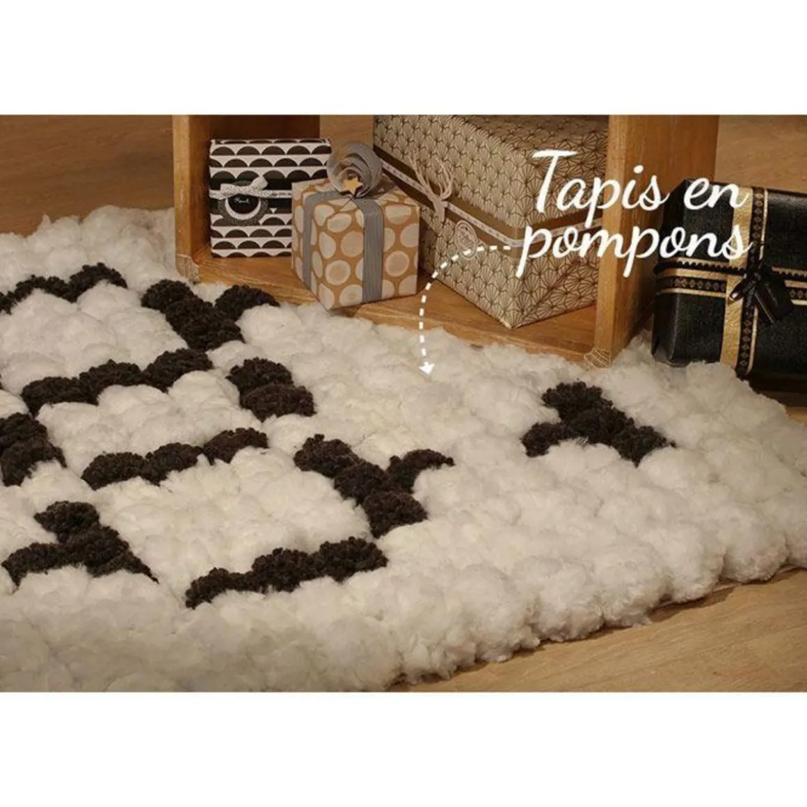 Set 4 appareils à pompons