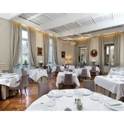 Séjour gourmand et détente aux portes de Grenoble : 2 jours en château avec dîner et 2h au spa - Coffret Cadeau Séjour