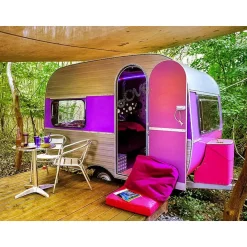 Séjour insolite de 2 jours en caravane romantique près de Compiègne - Coffret Cadeau Séjour