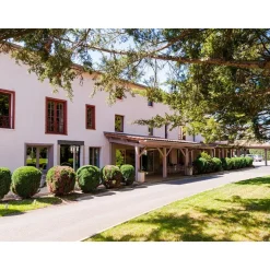 Séjour nature à Thiers lors de 2 jours en hôtel 4* au cœur d'un parc régional - Coffret Cadeau Séjour