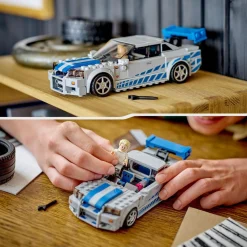 Speed Champion 76917 Nissan Skyline GT-R 2 Fast 2 Furious, Kit de Construction, Maquette de Voiture de Course, avec Minifigurine Brian O'Conner
