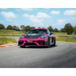 Stage de pilotage : 2 tours sur le circuit de Fay de Bretagne en Porsche 718 Cayman GT4 RS - Coffret Cadeau Sport & Aventure