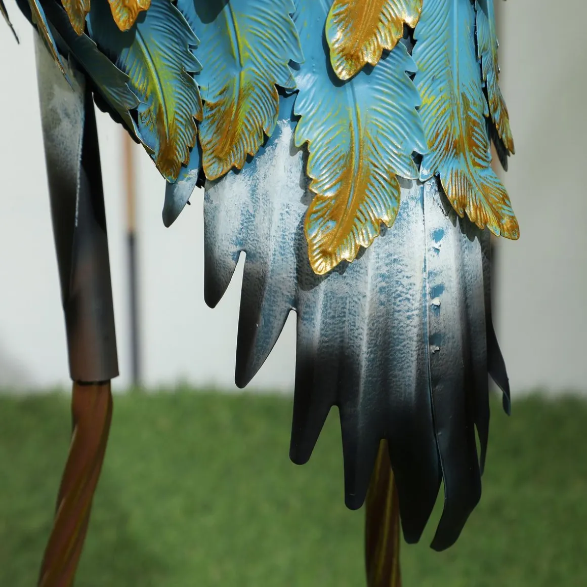 Statue de jardin héron H. 63 cm - décoration de jardin - métal bleu doré