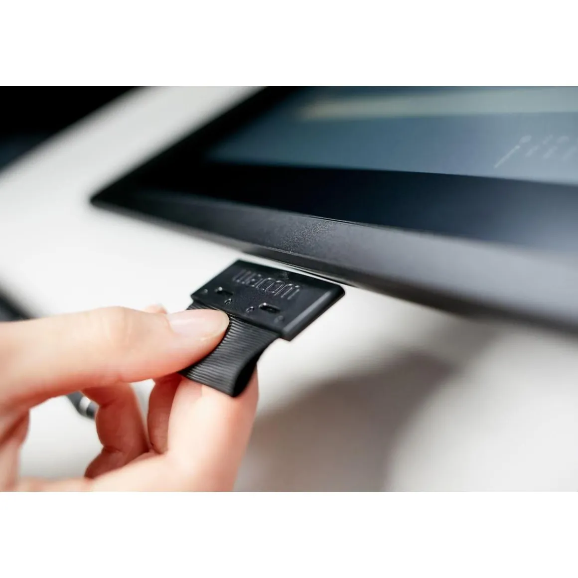 Tablette graphique CINTIQ 16