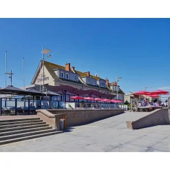 Vacances les pieds dans l'eau : 2 jours avec dîner, sauna et location de vélos en bord de mer - Coffret Cadeau Séjour