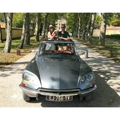 Visite de Bordeaux et des vignobles bordelais en DS présidentielle avec chauffeur privé (3h) - Coffret Cadeau Multi-thèmes