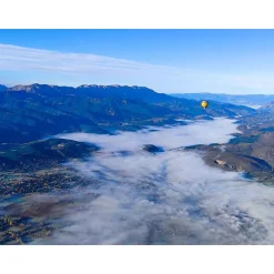 Vol en montgolfière au-dessus de la frontière espagnole le week-end - Coffret Cadeau Sport & Aventure